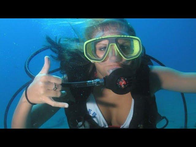 Scuba Girl | Underwater Talk | Scuba Diving | Being Diver |