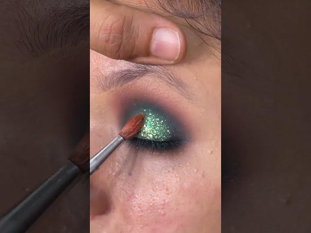 Intense Green Smokey Eyes Makeup Tutorial #shorts