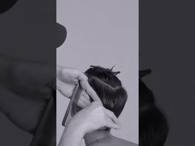 Курс «Короткие салонные стрижки». Запись по ссылке в сообщении под роликом!