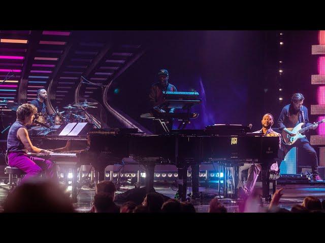 Charlie Puth – Light Switch + Medley with John Legend (Live from The 2022 iHeartRadio Music Awards)