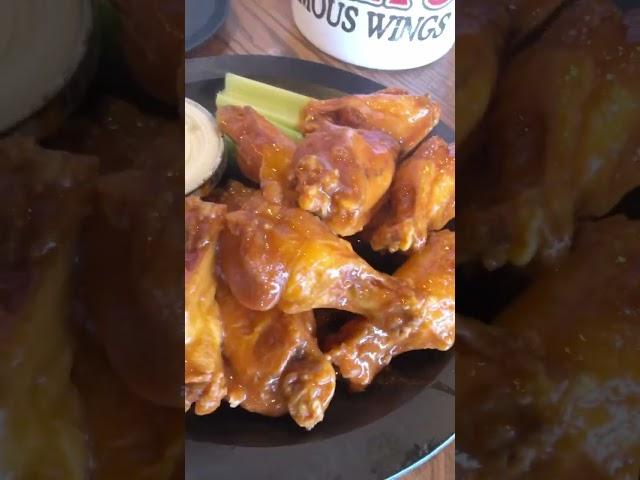 Best wings in Niagara Falls! | #foodie #niagarafalls #wings