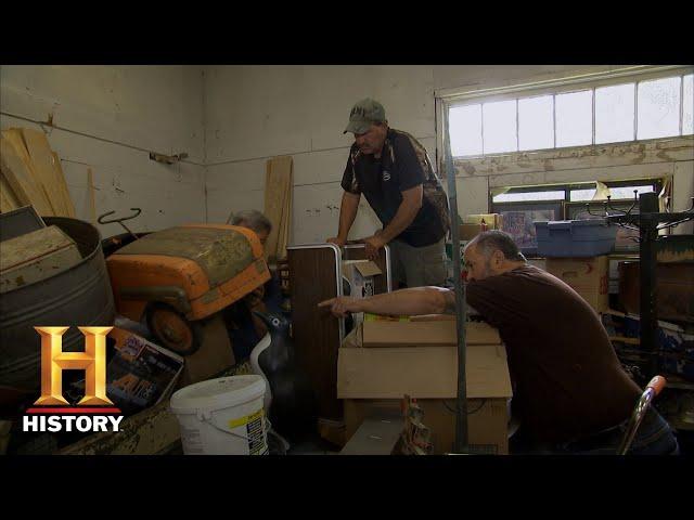 American Pickers: Frank and Robbie Pick a Train Depot (Season 20) | History