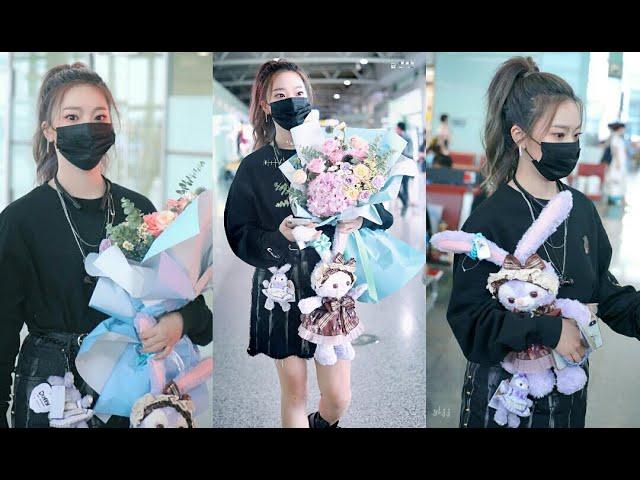 [FANCAM] 200810 Tử Ninh 紫宁 Winnie Zhang Airport