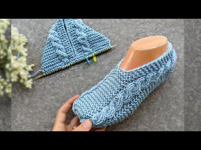 Flat Knit Cable Socks (Slippers)