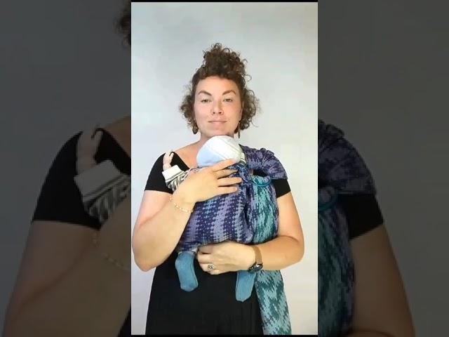 Vanamo ring sling: newborn carry #babycarrier #babysling #babywearing #ringsling #shorts