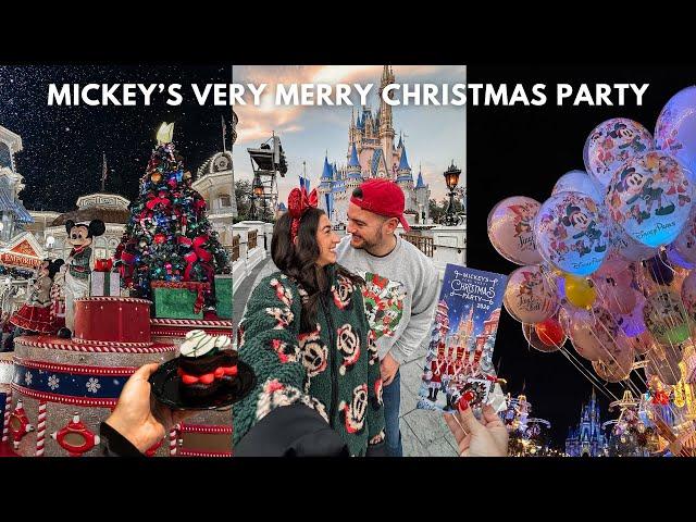 MICKEY'S VERY MERRY CHRISTMAS PARTY VLOG - snacks, shows, parade, fireworks, Christmas fun & more! 