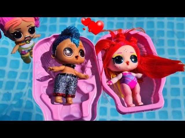 CAUGHT WITH A NEW GIRLFRIEND IN THE POOL! Family #lol # LOL surprise #cartoons Darinelka