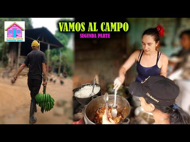 COCINANDO EN EL CAMPO EN FOGON CON LEÑA VOLVAMOS AL CAMPO 2.en un campo de jarabacoa