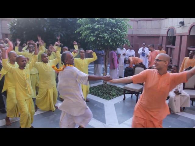 ISKCON-Delhi Devotees Dancing on Hare Krishna Mahamantra Kirtan..