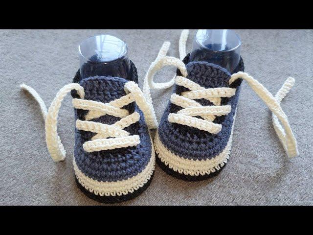 Booties sneakers crochet / 10 cm