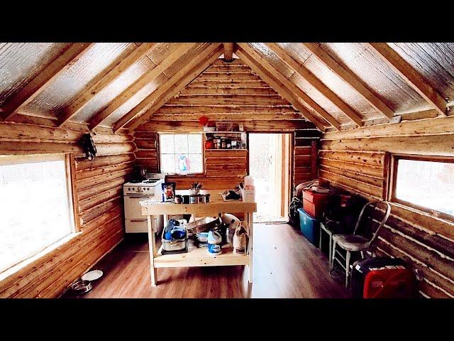 OFF GRID LOG CABIN: Inside Is Getting Setup