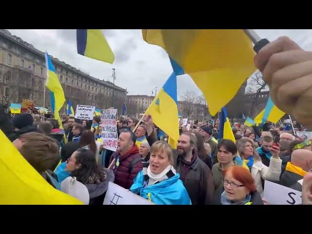 Milan stands with #Ukraine We love you #Italy