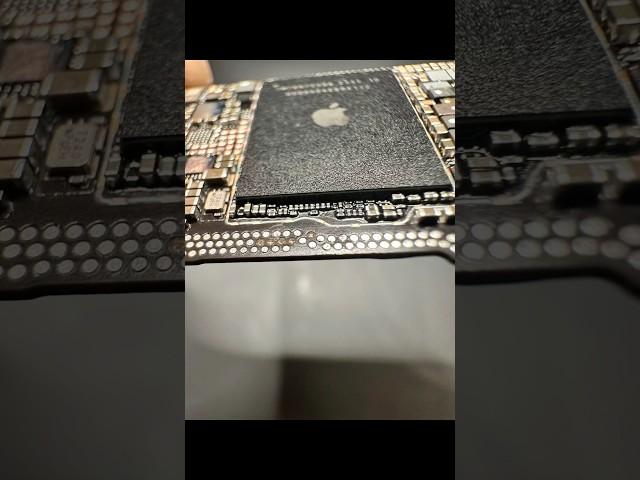 iPhone 15 pro не звонит #cpu  #bga #appleiphone #datarecovery #repair #iphone #microsoldering