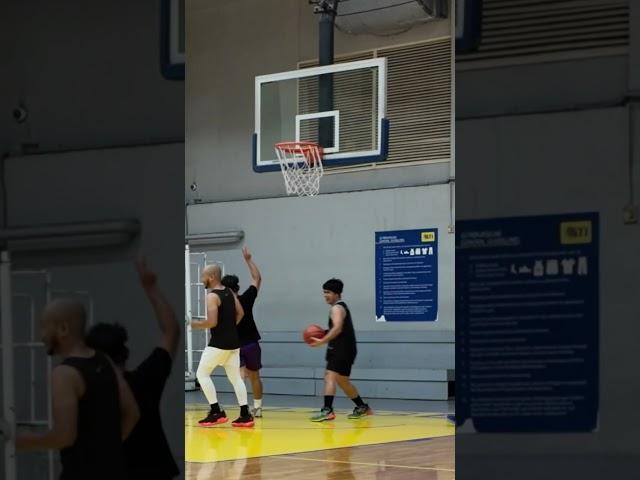 One Hand #basketball #trinhil #highlights