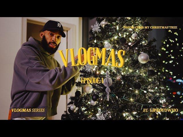 Vlogmas Day 1 | My First Ever Black Christmas Tree 