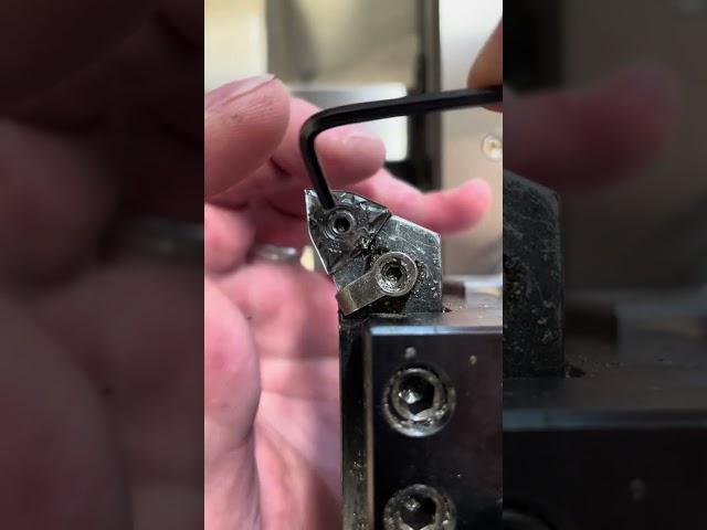 Removing a turning insert