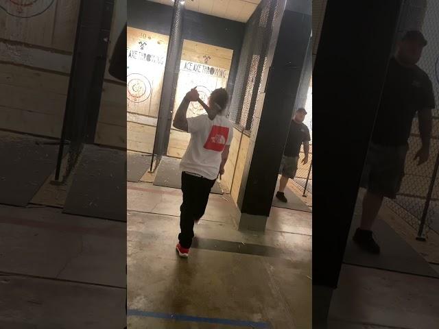 Ace axe throwing