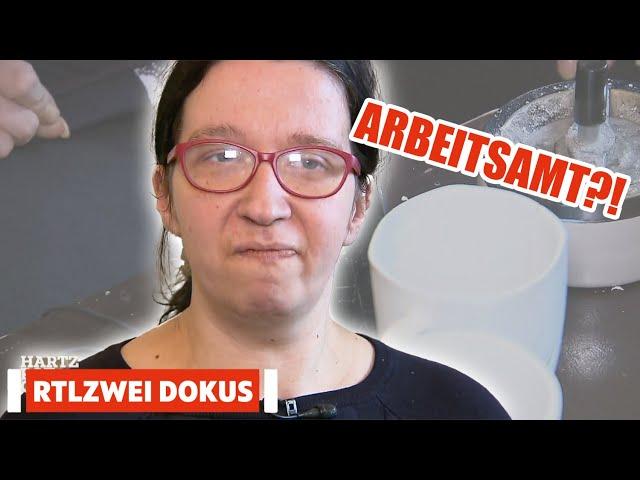 Arbeitsamt nicht erreichbar?! | Hartz, Rot, Gold | RTLZWEI Dokus