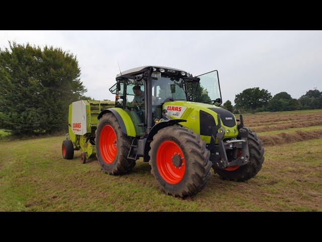 Rundballen pressen mit Claas Axos 310 und Claas Rollant 46 Silage