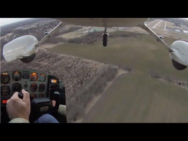 Cessna 172 Crosswind Landing with 21 Knot Wind Gusts