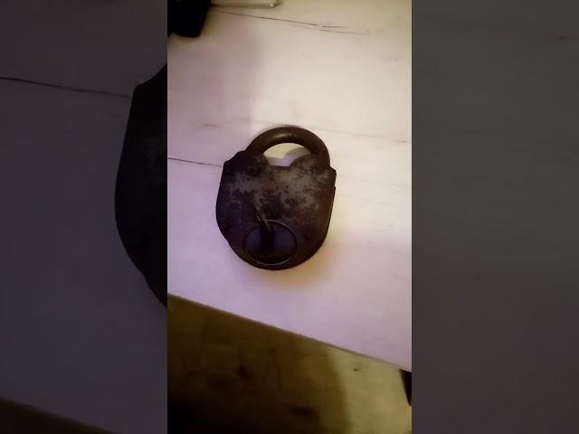 МАЛЕНЬКИЙ ПРОТИВ БОЛЬШОГО