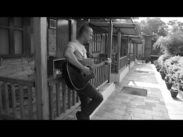 Aankha Ma Timilai/ Nabin K Bhattrai/ Acoustic cover by Bikash Shrestha