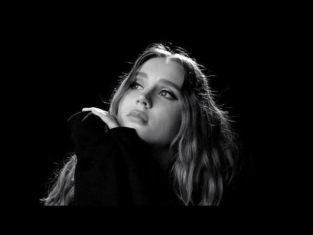 Юля Годунова - Знала о боли (Mood Video)