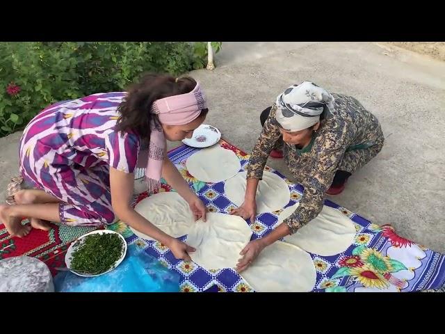 Uzbekistan. LIFE IN THE VILLAGE. Cooking Pies with dill Kazan-samsa. ASMR. life video. Qishlaq Nanai