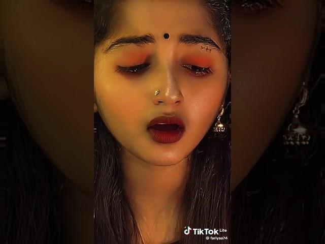 আচ্ছা তুমি কি তাকে এখনো ভালোবাসো