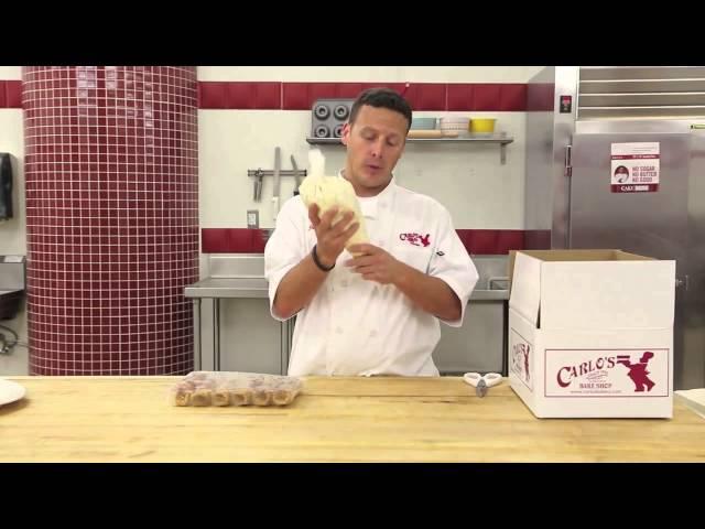 How to Fill Your Cannolis At Home