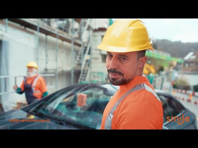 Smile Versicherung: Zeki auf der Baustelle