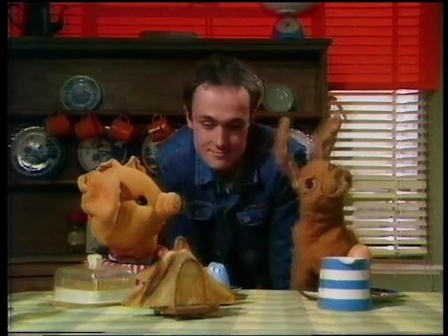 pipkins 1973 classic kids tv clean sweep featuring Jonathan Kydd as Tom