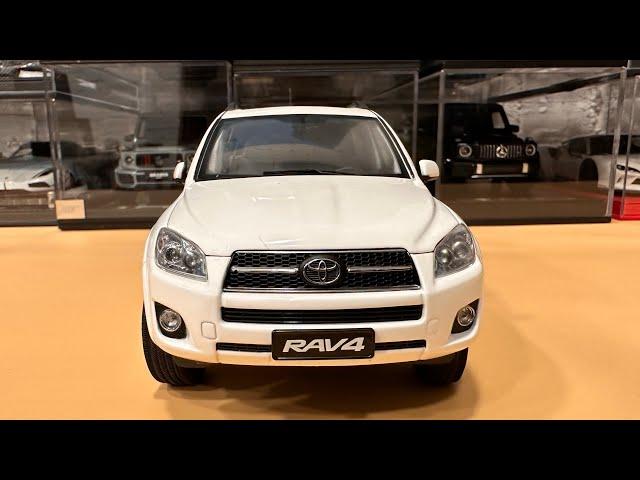 Paudi models Toyota RAV4 (2220W) 1:18