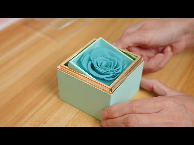 FabuLove Eternal Rose Box