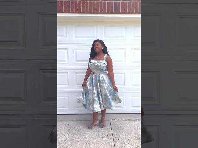 How to sew a dress for beginners. The perfect first dress sewing project.