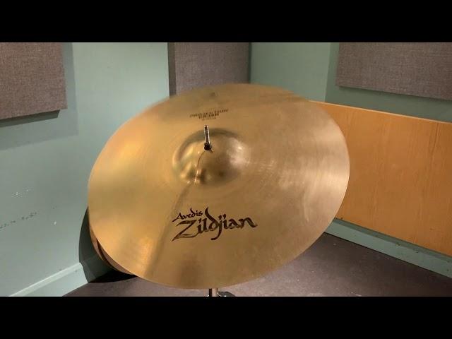 ZILDJIAN 18 A CUSTOM PROJECTION CRASH