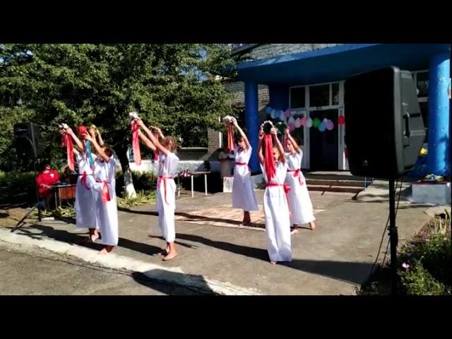 Злата Огневич - За лісами горами (танець з віночками)