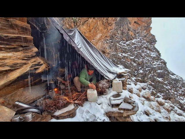 Most Relaxation Himalayan Village Life into The Snow | Dolpa | Nepal |Cooking And Eating With Snow |