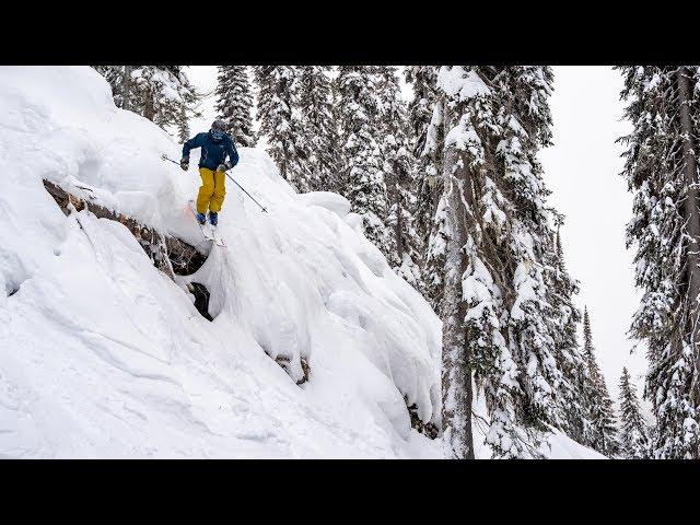 Powder Skiing at Revelstoke Mountain Resort | Revelstoke, BC