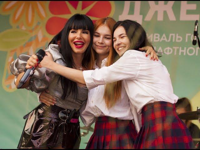 Julia Volkova (t.A.T.u.) - "Show Me Love" Live @ Flower Jam Festival