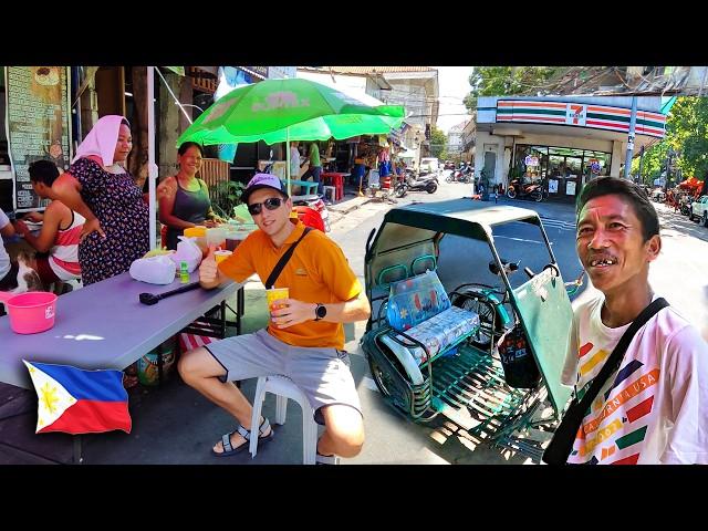 Local Guide Shows me the Old Town in Manila  Philippines.