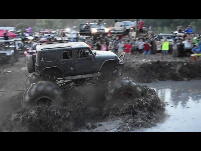 Big Trucks Big Noize XXXtreme summer sling! bounty hole at Xtreme offroad in Crosby Texas