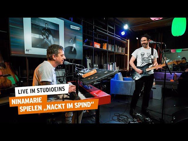 Nackt im Spind | NinaMarie live im studioeins