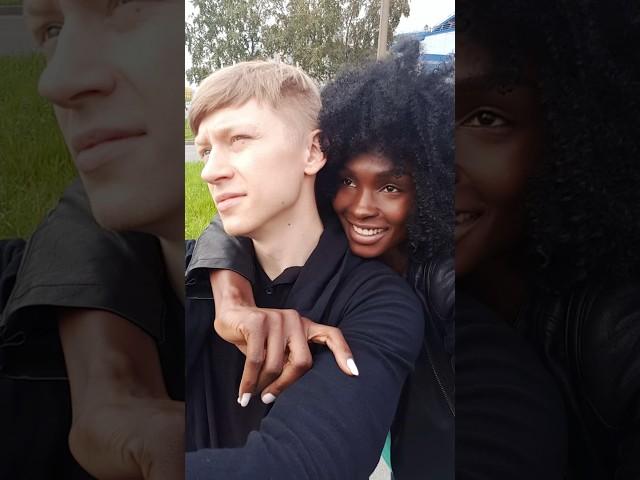 Темнокожая африканка влюбилась в русского парня  И не побоялась переехать к нему в Якутию!