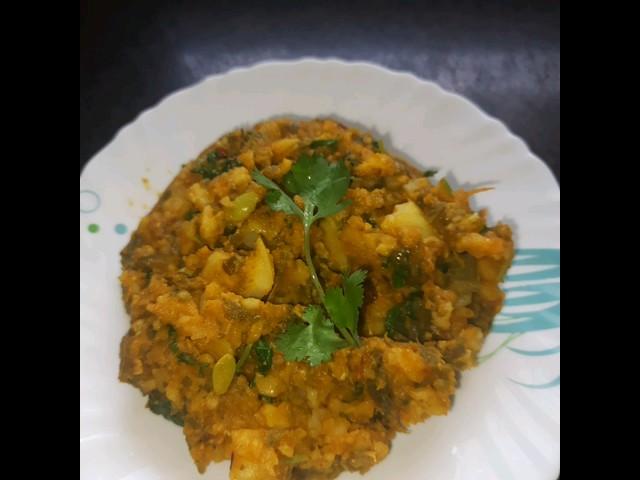 Sem Aloo Ki New Recipe #viralshort #viral #viralvideo #shortvideo #indianfood #mirchi tadka hub