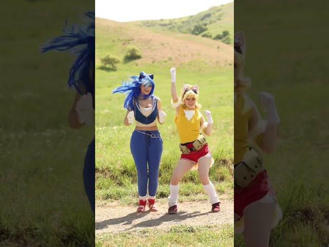 “I Gotta Feeling” dance trend - Sonic and Tails cosplay with @halcybella 