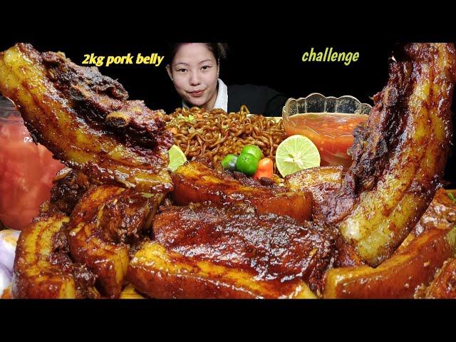 2KG BRAISED PORK BELLY WITH SPICY BLACK BEAN NOODLES EATING CHALLENGE