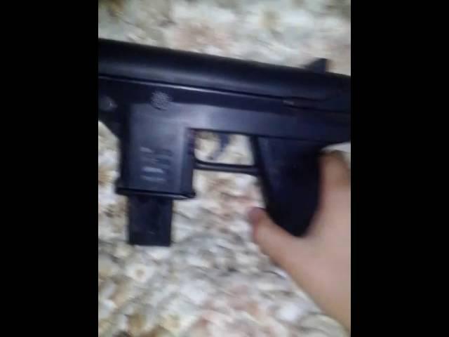 Обзор Игрушечный Tec-9