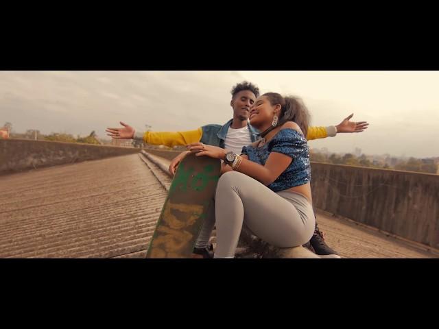 LIL BALIIL - MOLO MOLO ( OFFICIAL VIDEO ) sms skiza 7755531 to 811