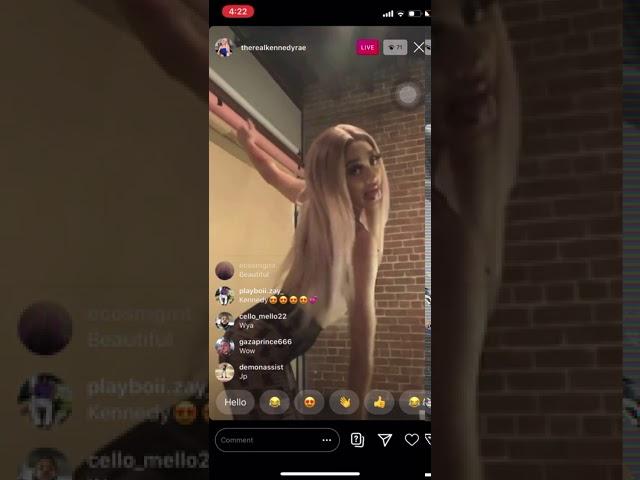 Kennedy Rae twerking at her photo shoot on ig live